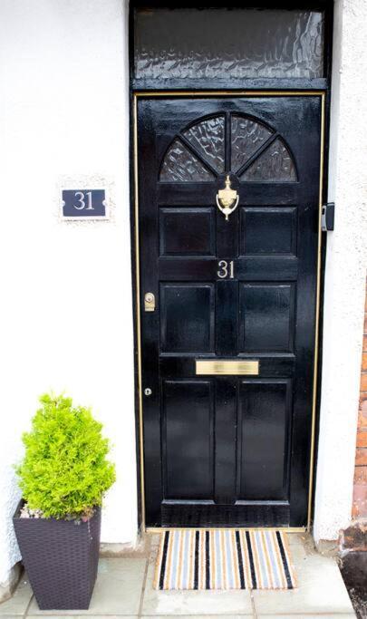 Cheerful 2 Bedroom House In The Heart Of 贝尔法斯特 外观 照片